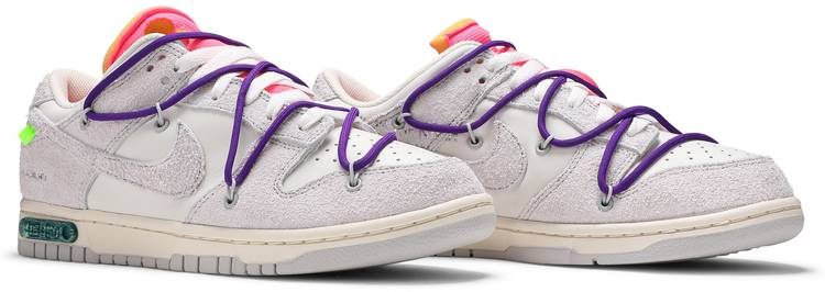Off-White x Dunk Low  Lot 15 of 50  DJ0950-101 - vstockx