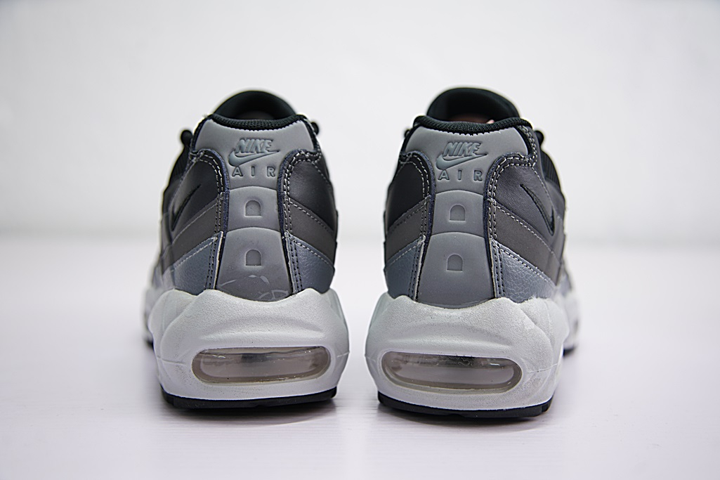 Air Max 95 Essential 'Black' 749766-021 - vstockx