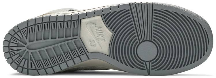 Dunk High Premium SB  Tauntaun  313171-020 - vstockx