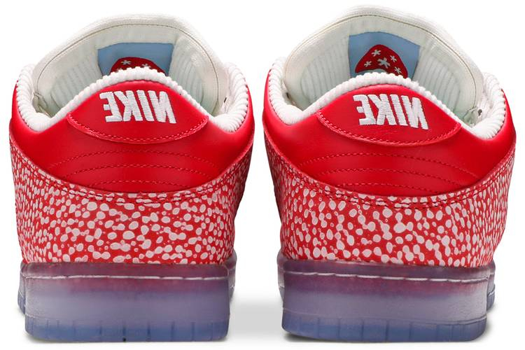 Stingwater x Dunk Low SB  Magic Mushroom  DH7650-600 - vstockx