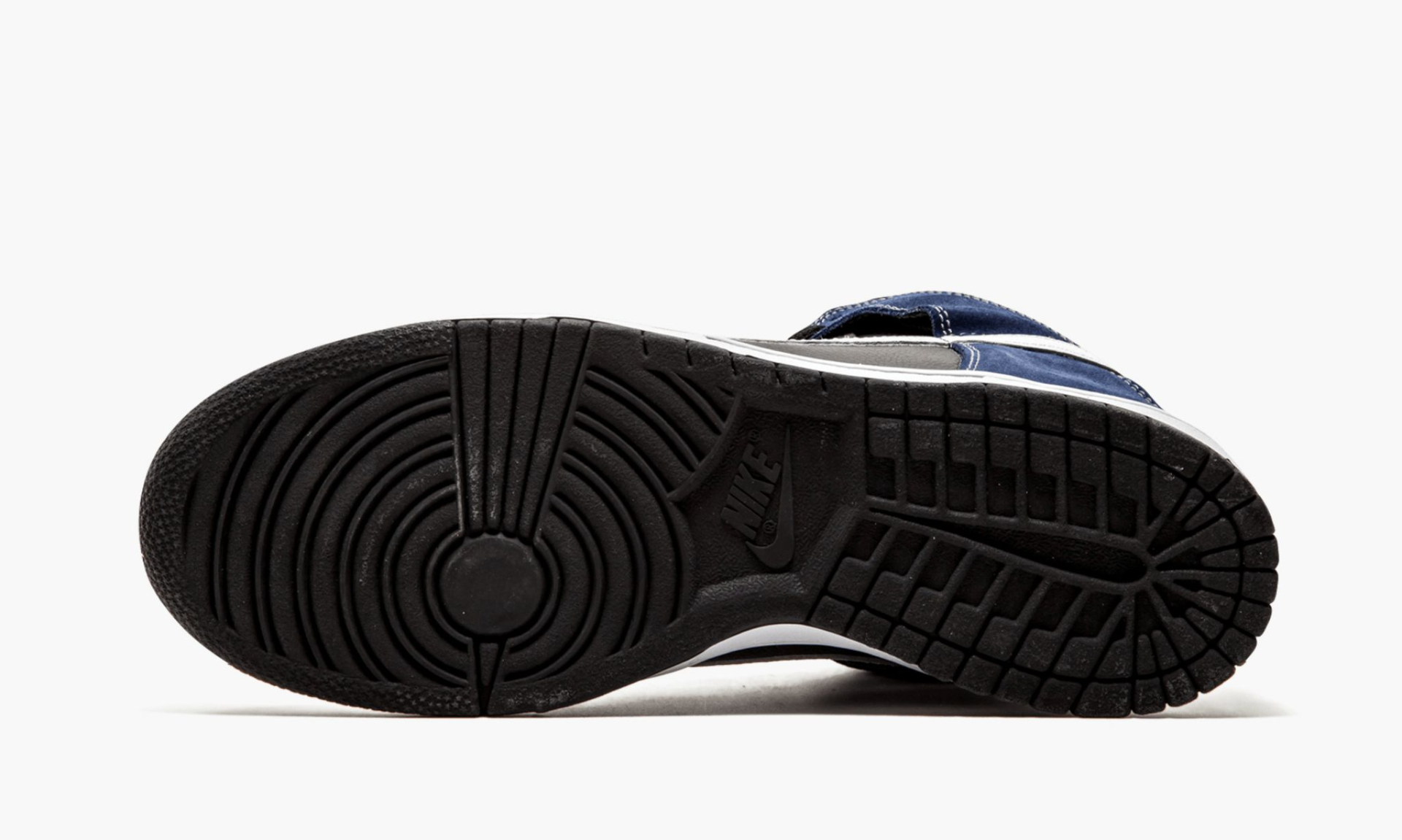 Dunk High Pro SB  Un-Futuras  305050-015 - vstockx