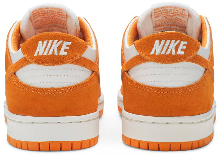 Zoom Dunk Low Pro SB  Circuit Orange  854866-881 - vstockx