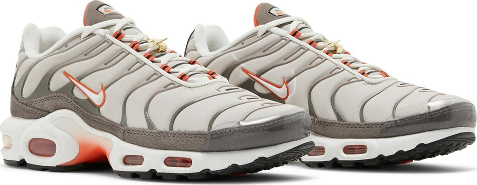 Air Max Plus 'First Use' DB0681-200 - vstockx