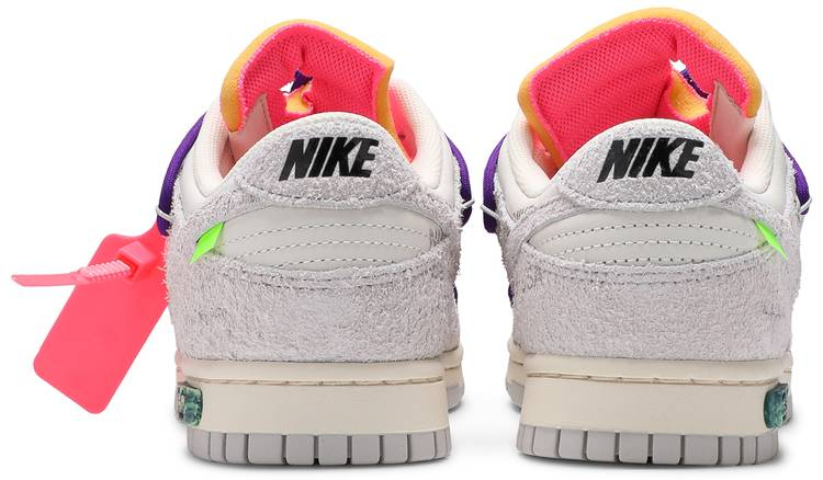 Off-White x Dunk Low  Lot 15 of 50  DJ0950-101 - vstockx