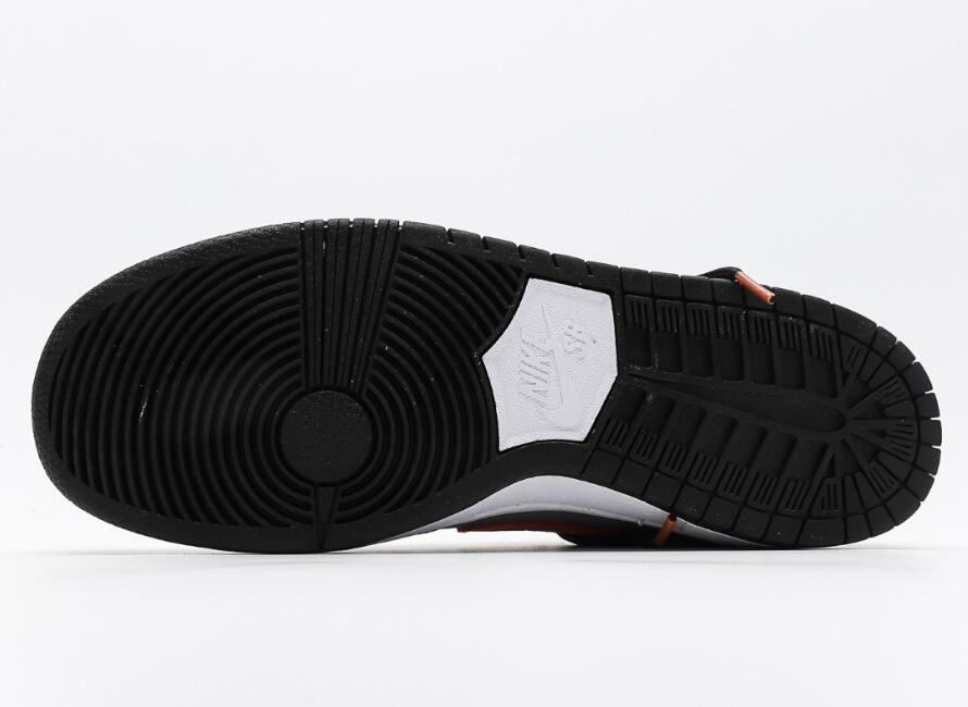 Dunk SB Low  Paris  DC7455-082 - vstockx