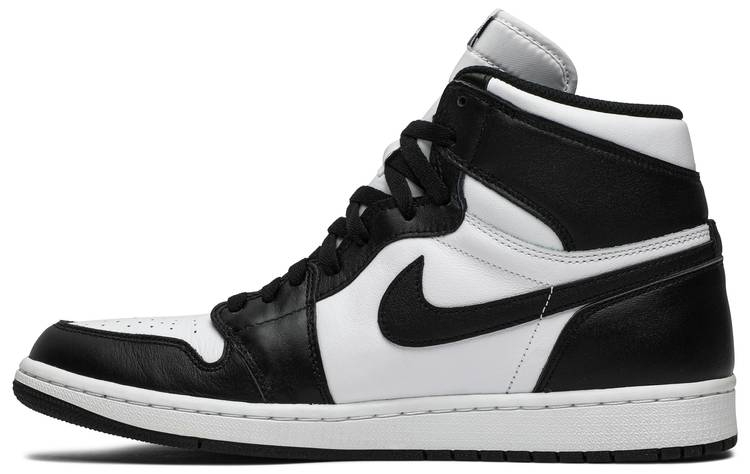 Air Jordan 1 Retro High OG  Black/White  555088-010 - vstockx