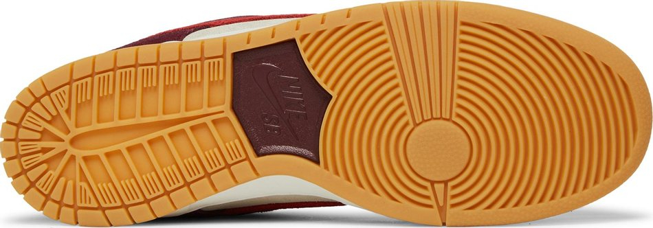 Skate Like a Girl x Dunk Low SB DX4589-600 - vstockx