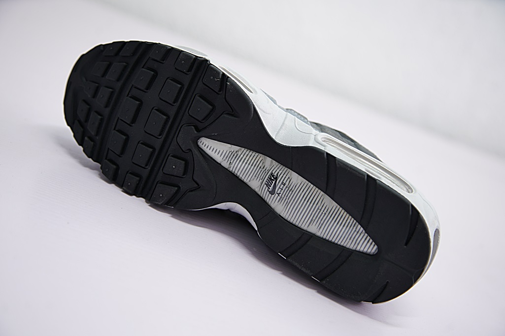 Air Max 95 Essential 'Black' 749766-021 - vstockx