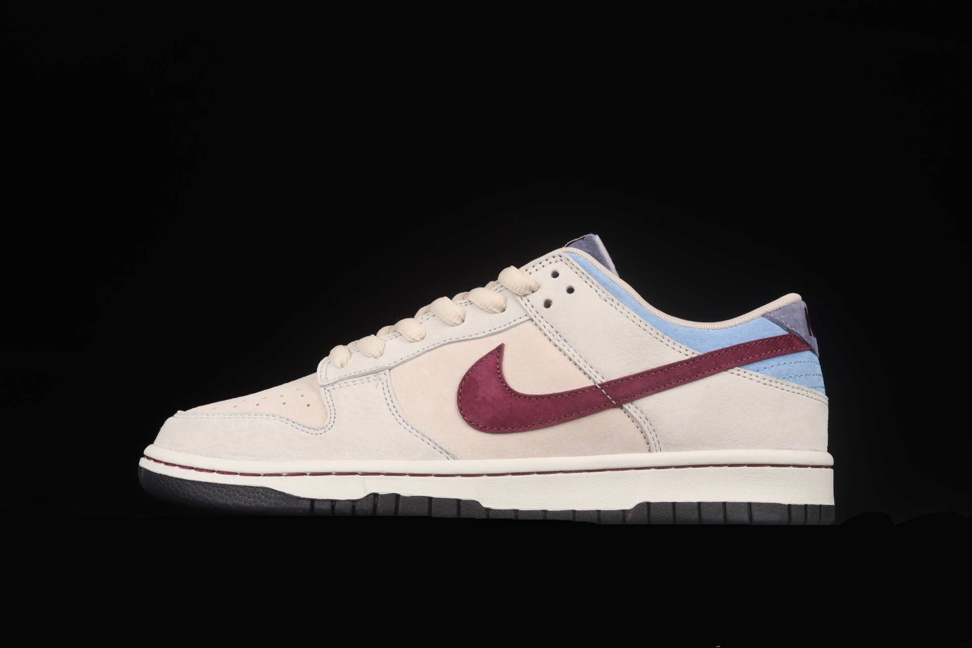 Otomo Katsuhiro x SB Dunk Low - vstockx