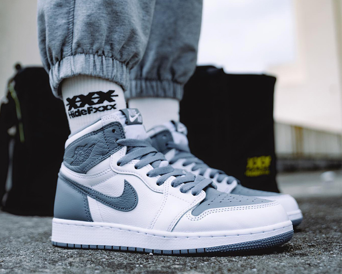 Air Jordan 1 Retro High OG  Stealth  555088-037 - vstockx