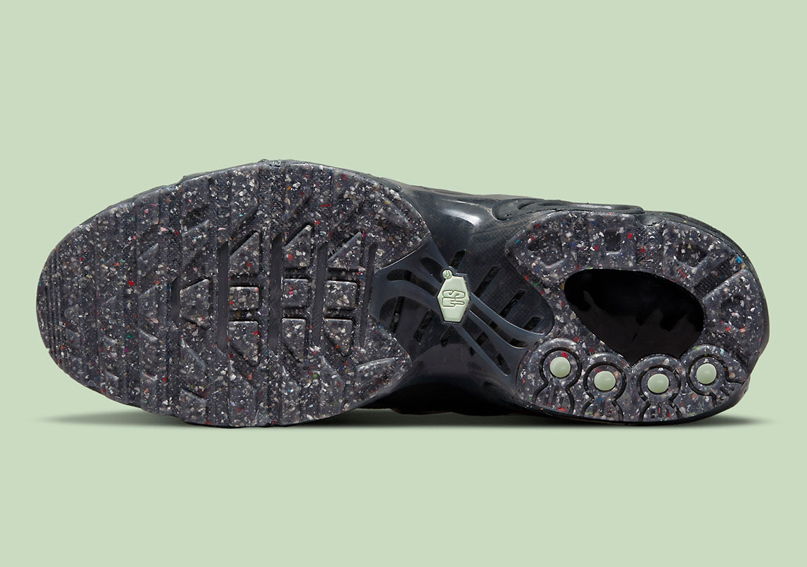 Air Max Terrascape Plus 'Black Barely Volt' DC6078-002 - vstockx