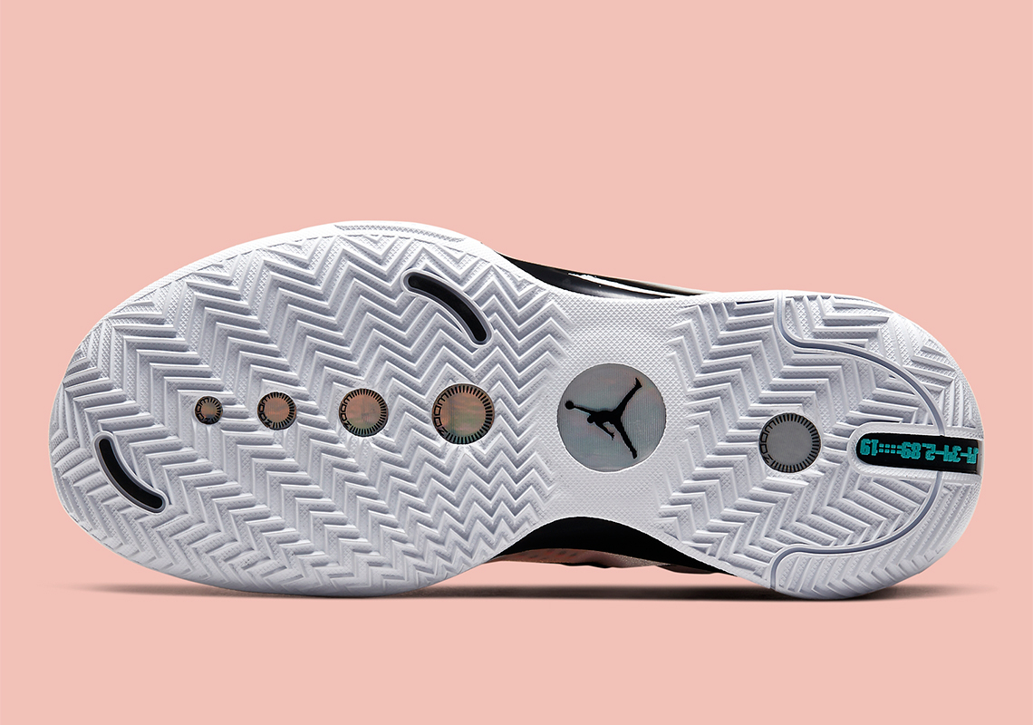 Air Jordan 34 Low  Guo Ailun  CZ7748-100 - vstockx