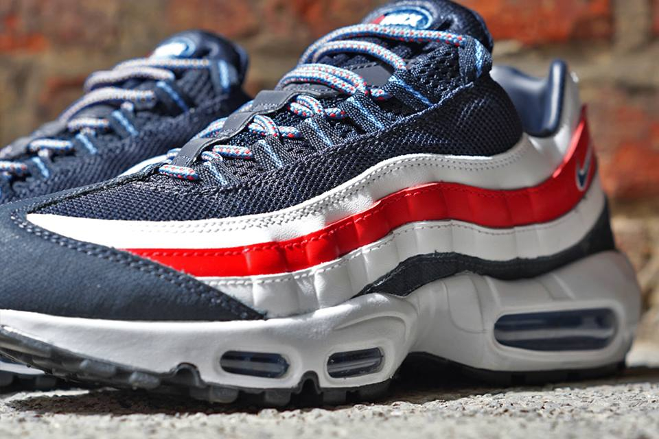 Air Max 95 City QS 'World Cup-London' 667637-400 - vstockx