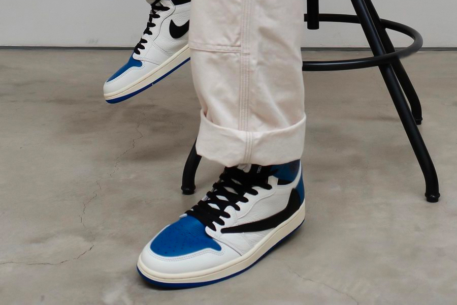 Fragment Design x Travis Scott x Air Jordan 1 Retro High DH3227-105 - vstockx