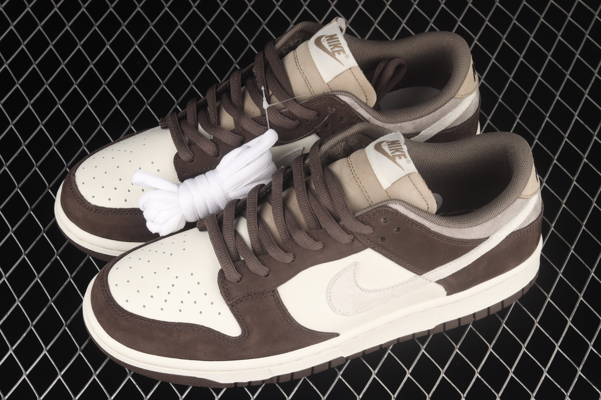 Otomo Katsuhiro x Dunk Low  Steamboy OST  LF0039-001 - vstockx