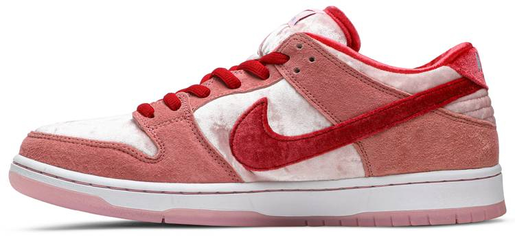 StrangeLove x Dunk Low SB  Valentine s Day  CT2552-800 - vstockx