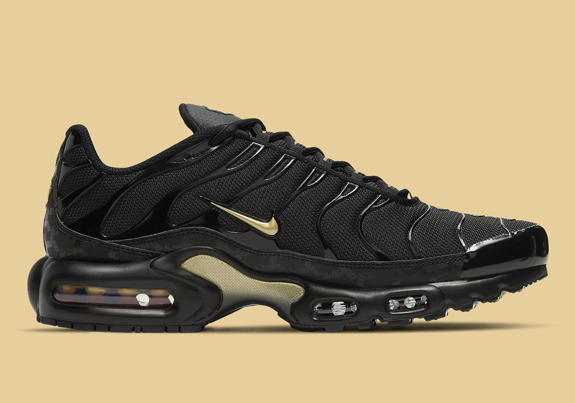Air Max Plus 'Black Metallic Gold' DC4118-001 - vstockx