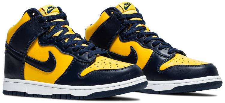 Dunk High SP Retro  Michigan  2020 CZ8149-700 - vstockx