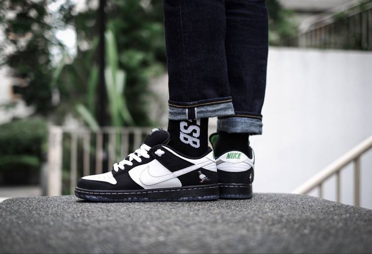 Jeff Staple x Dunk Low Pro SB  Panda Pigeon  BV1310-013 - vstockx