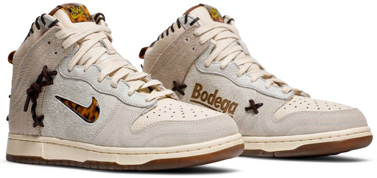 Bodega x Dunk High  Friends Family  CZ8125-100 - vstockx