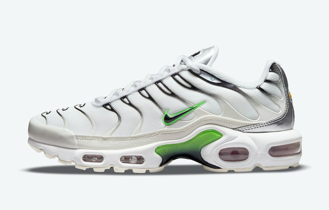 Air Max Plus 'White Green Strike' DN6997-100 - vstockx