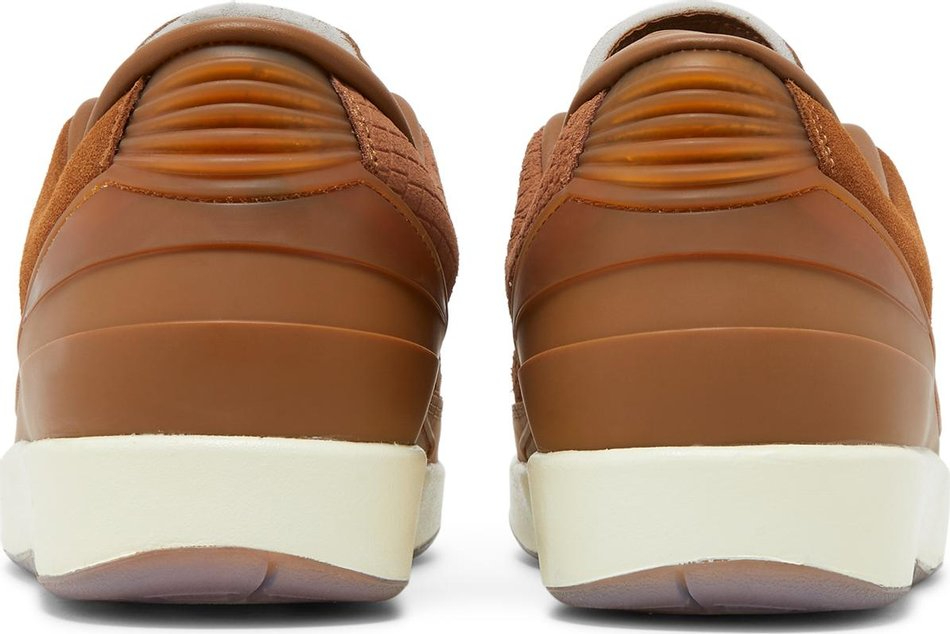 Two 18 x Air Jordan 2 Retro Low DV7129-222 - vstockx