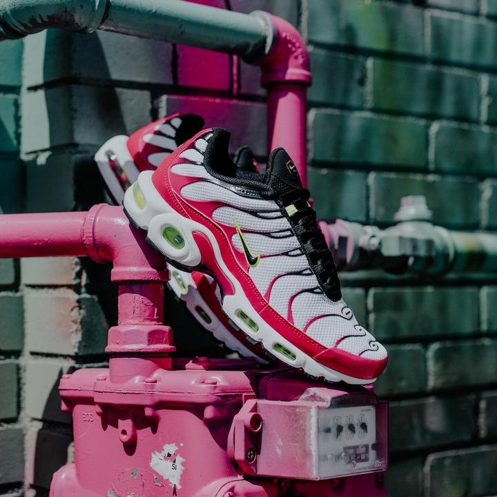 Air Max Plus 'Fuchsia' CJ9929-100 - vstockx