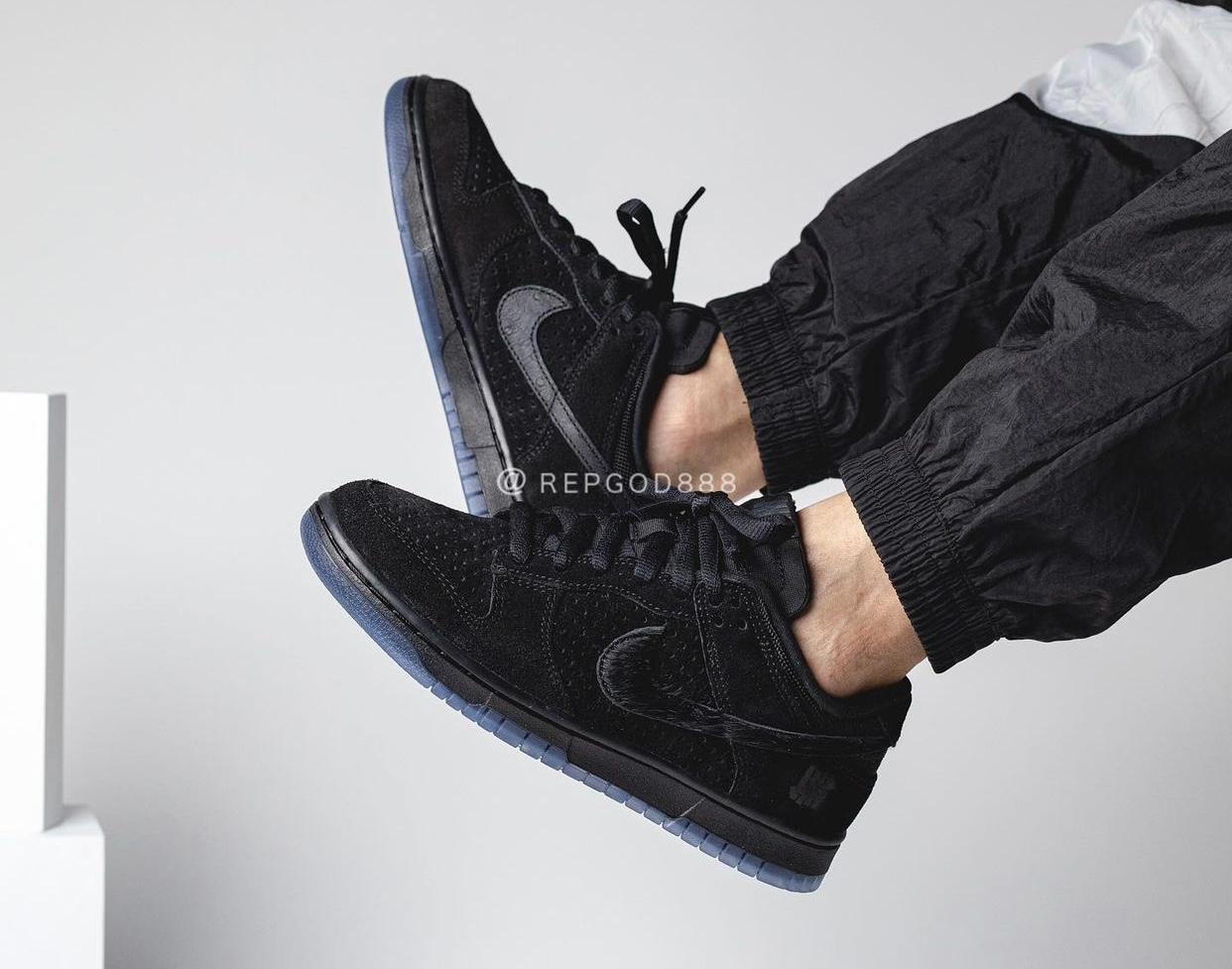 Undefeated x Dunk Low  Dunk vs AF1  DO9329-001 - vstockx