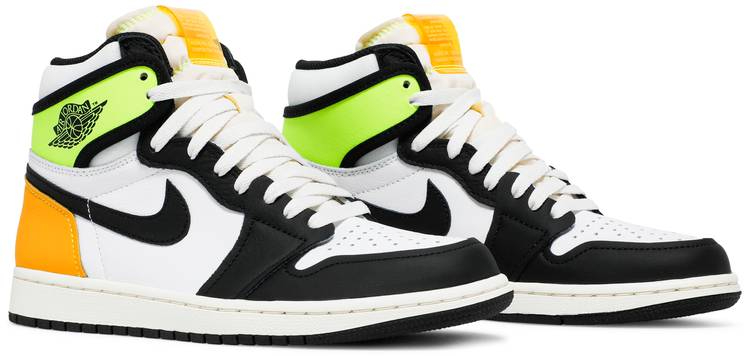 Air Jordan 1 Retro High OG  Volt  555088-118 - vstockx