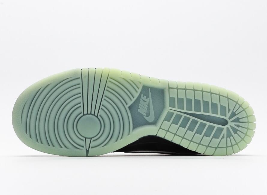 League of Legends x Dunk Low  Black  DO2327-011 - vstockx