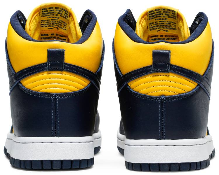 Dunk High SP Retro  Michigan  2020 CZ8149-700 - vstockx