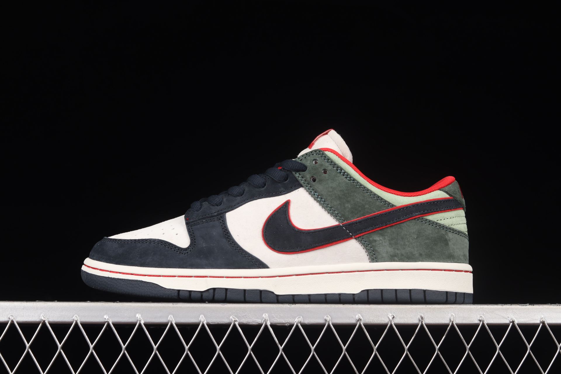 Otomo Katsuhiro x SB Dunk Low  Steamboy OST  LF0039-004 - vstockx