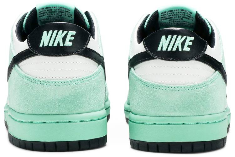 SB Dunk Low  Sea Crystal  819674-301 - vstockx