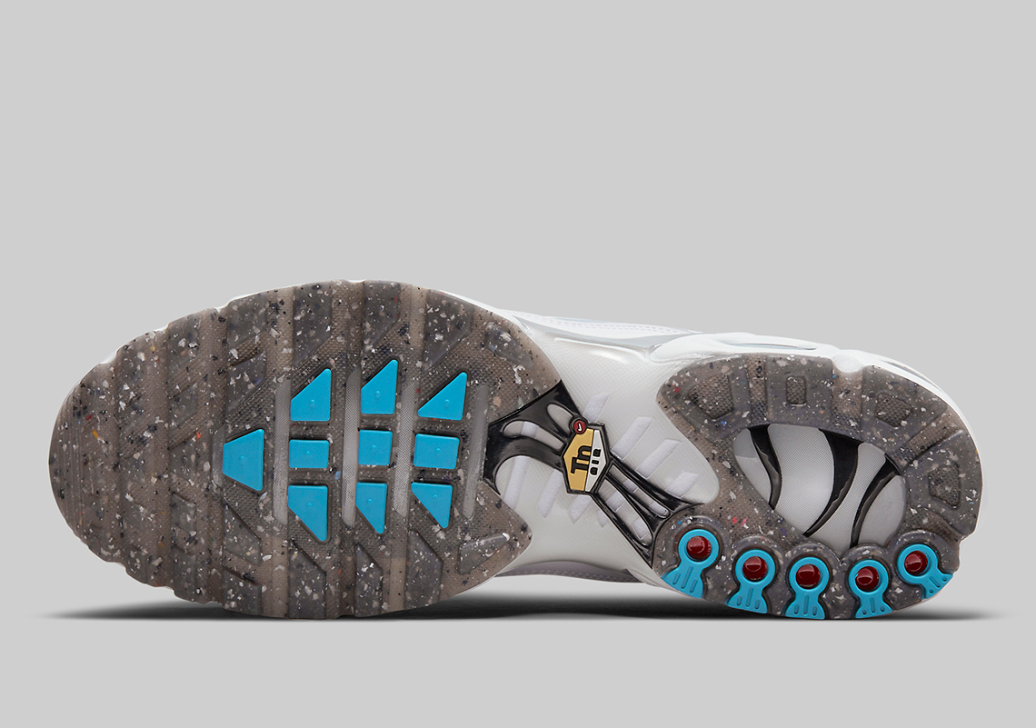 Air Max Plus DM2466-100 - vstockx