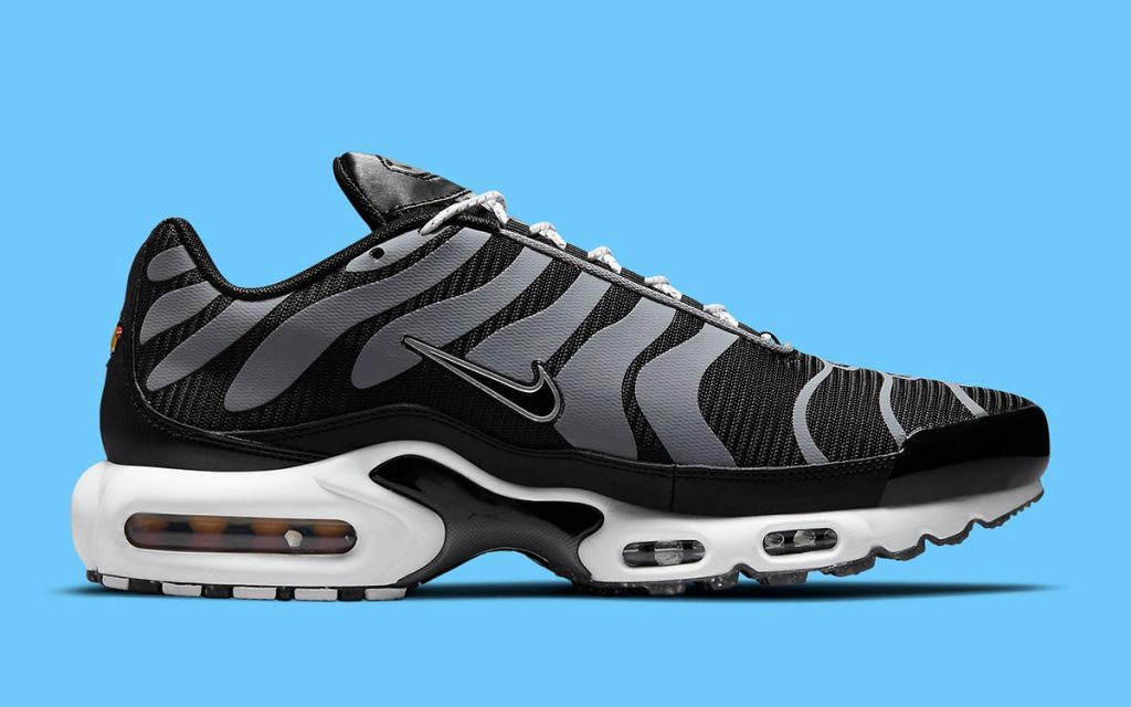 Air Max Plus 'Black Metallic Silver' DM2466-001 - vstockx