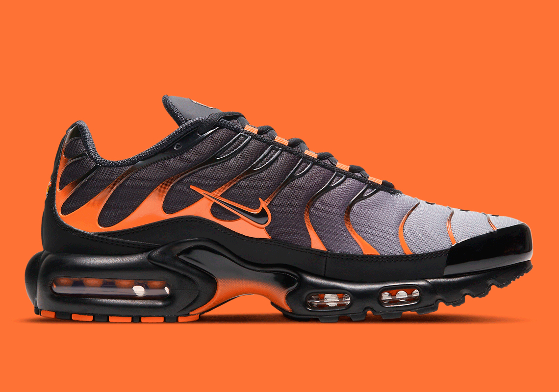Air Max Plus 'Black Total Orange' D7111-002 - vstockx