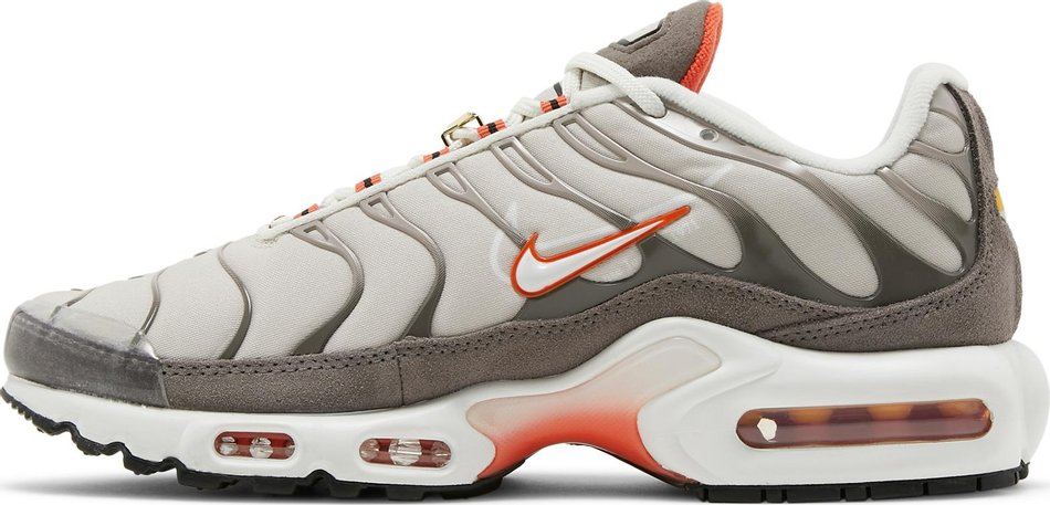 Air Max Plus 'First Use' DB0681-200 - vstockx