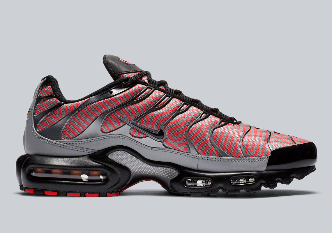 Air Max Plus 'Euro Tour' CW7575-100 - vstockx