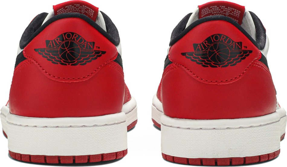 Air Jordan 1 Retro Low OG  Chicago  705329-600 - vstockx