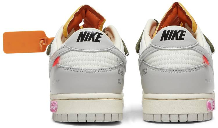 Off-White x Dunk Low  Lot 22 of 50  DM1602-124 - vstockx