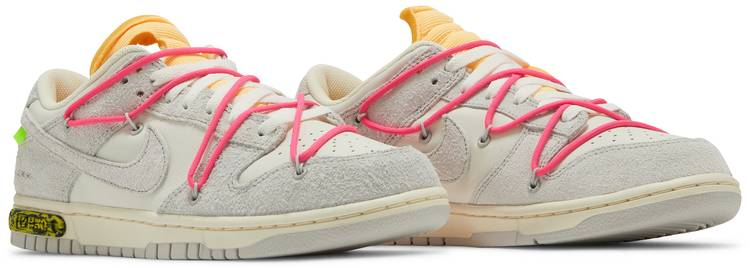 Off-White x Dunk Low  Lot 17 of 50  DJ0950-117 - vstockx