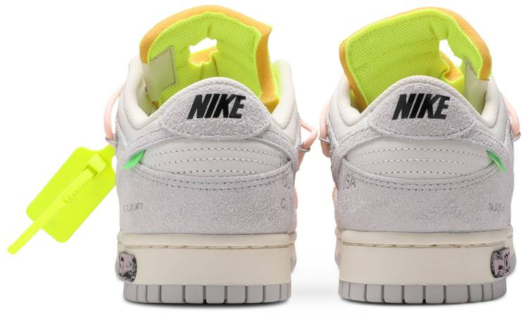 Off-White x Dunk Low  Lot 12 of 50  DJ0950-100 - vstockx