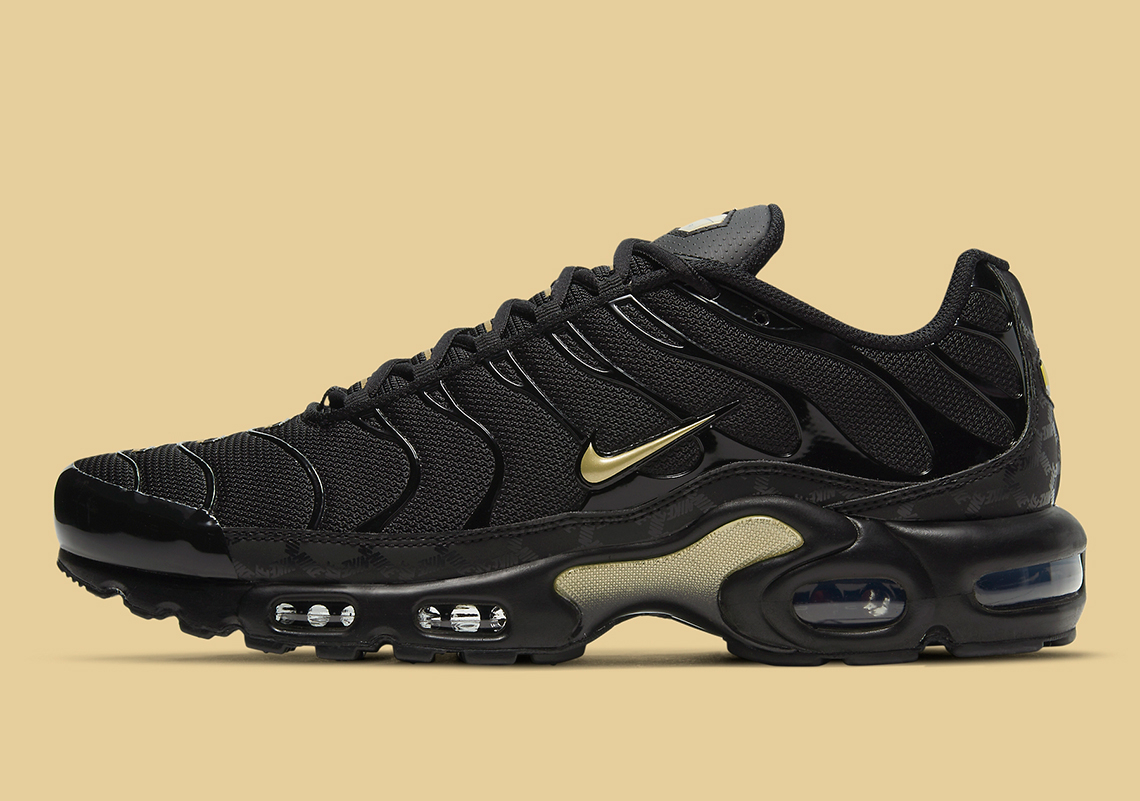 Air Max Plus 'Black Metallic Gold' DC4118-001 - vstockx
