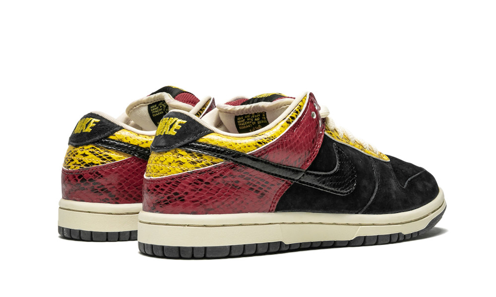 Dunk Low Premium SB  Coral Snake  313170-701 - vstockx