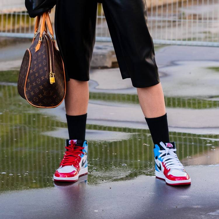 Air Jordan 1 Retro High OG  Fearless  CK5666-100 - vstockx