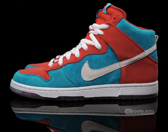 Dunk High Premium SB  Bloody Gums  313171-611 - vstockx