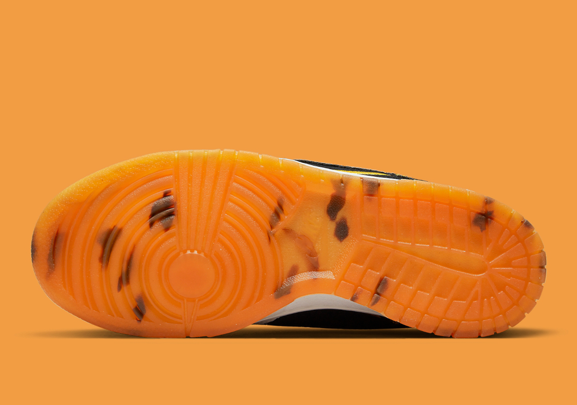 Dunk Low GS  God Of Wealth  DQ5351-001 - vstockx
