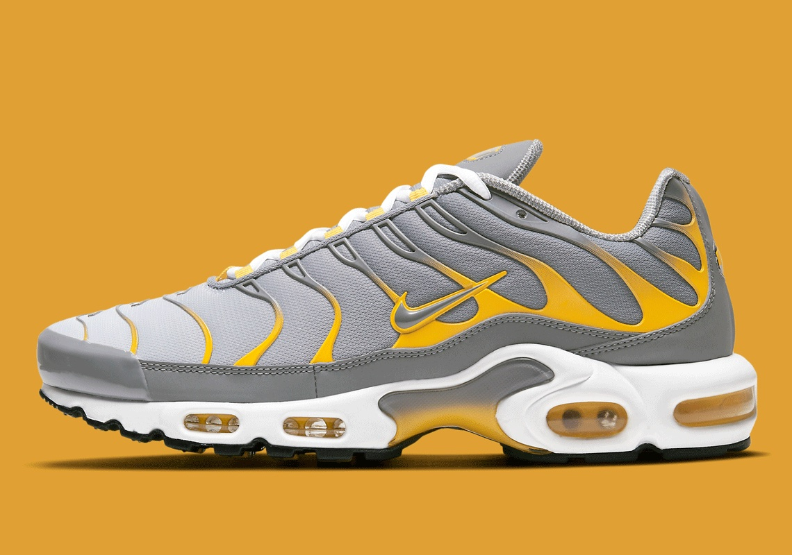Air Max Plus 'Particle Grey Dark Sulphur' DD7111-001 - vstockx