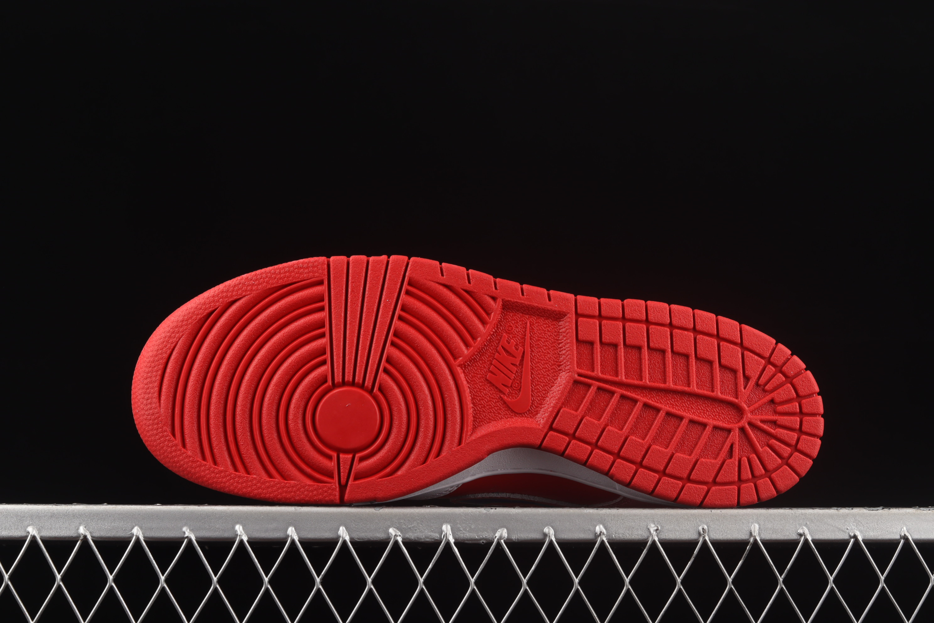 Dunk Low Rainbow LF4587-001 - vstockx