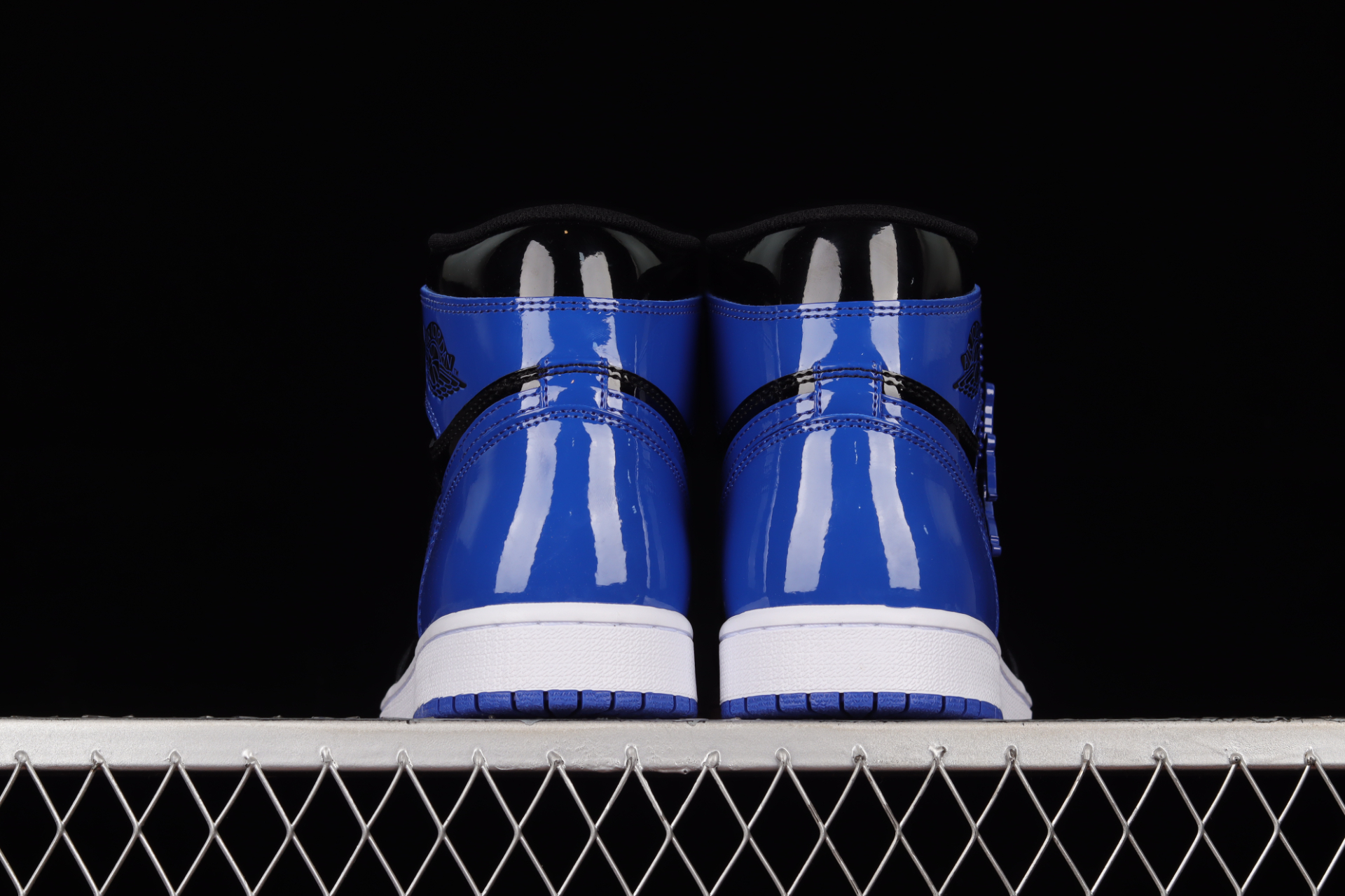 Air Jordan 1 Retro High Royal Blue Black White 555088-400 - vstockx